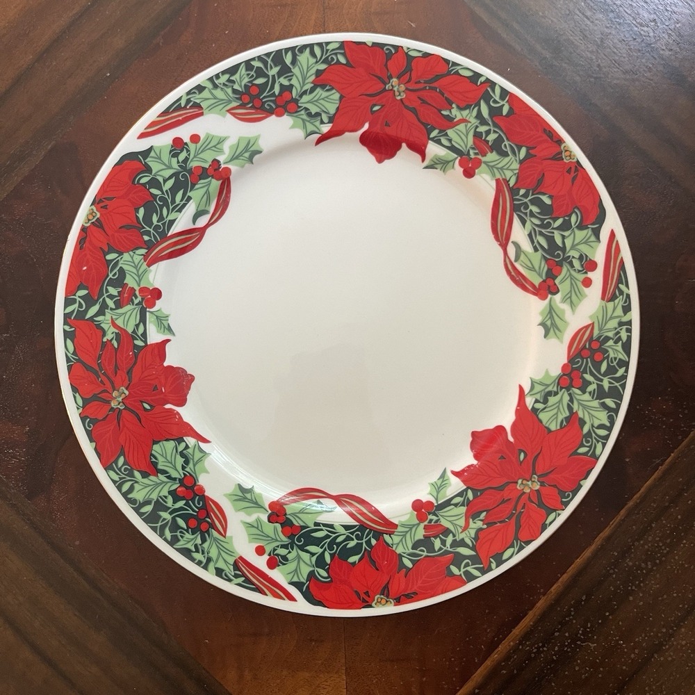 Gibson Christmas Holly Dinner Plates Red Ribbon Poinsettia 10 3/8"